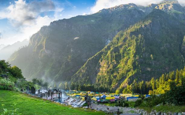 Kasol - Kheerganga - Manali Backpacking Group 🌄🎒